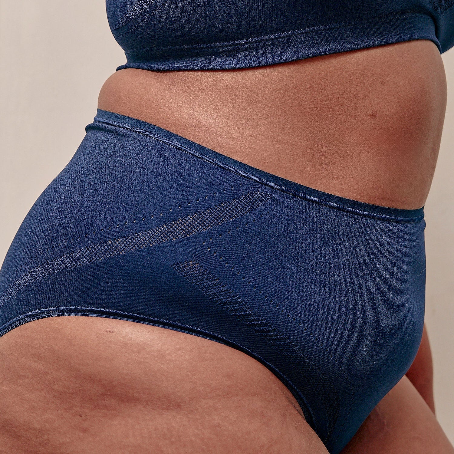 The Ultra High Waist - Navy - The Mutha Project