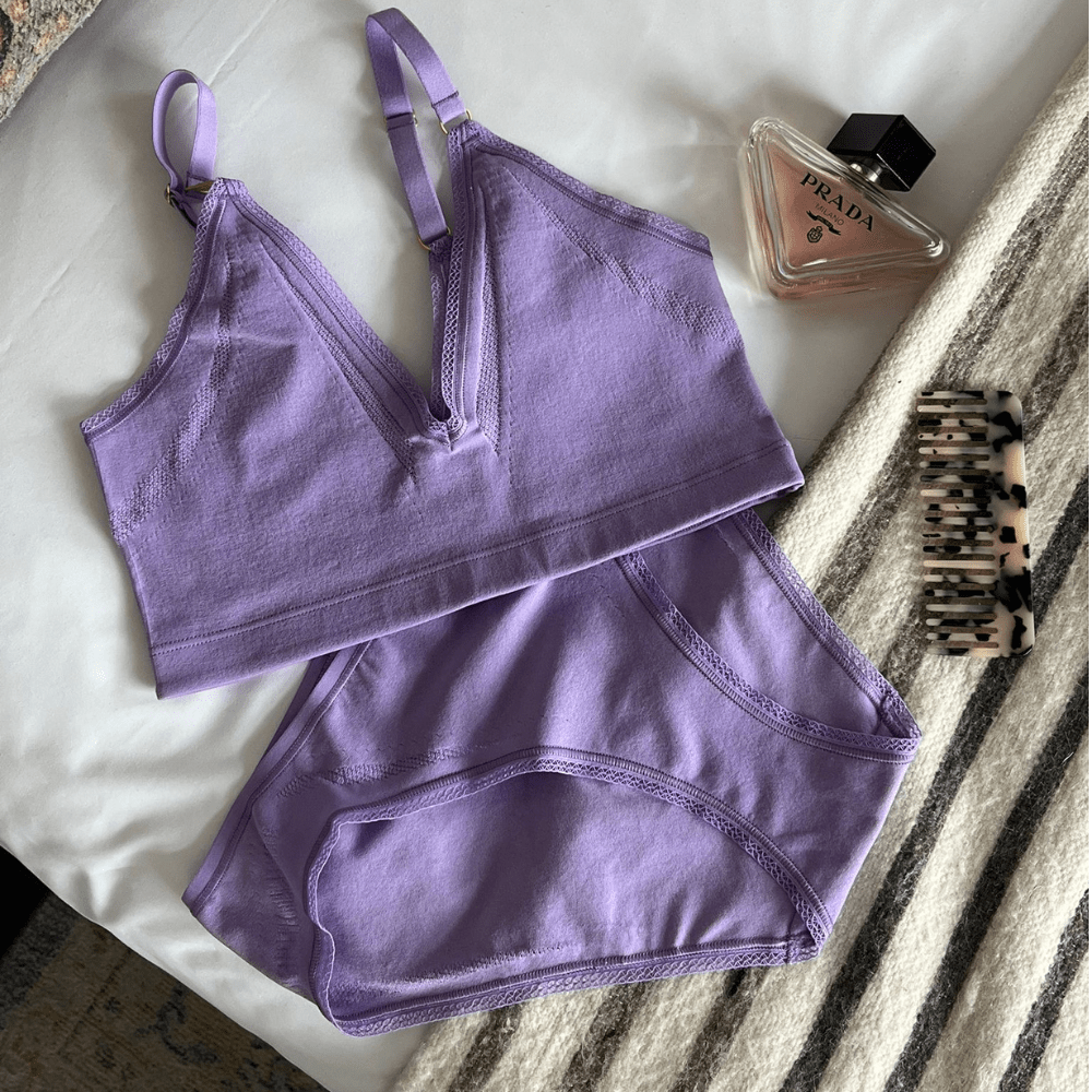 A Look at the Warp-Knit Bounce Back: The Secret Behind Mutha Comfort - The Mutha Project